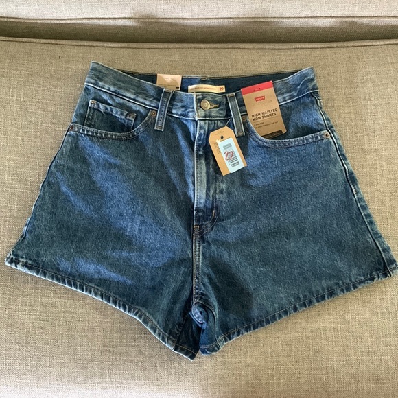 Levi's Pants - Levi’s High Waisted Mom Shorts